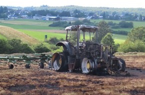 Kreispolizeibehörde Euskirchen: POL-EU: Traktor geriet in Brand