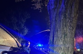 Feuerwehr Detmold: FW-DT: eCall-System meldet Verkehrsunfall - Drei Verletzte