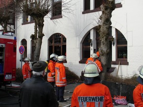 POL-WL: Brand in einem Mehrfamilenhaus