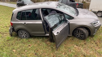 Polizeiinspektion Schwerin: POL-SN: 73-jährige Fahrzeugführerin bei Verkehrsunfall verletzt