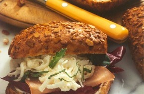 Getreide-, Markt- u. Ernährungsforschung: Beim Pausenbrot sind alle einer Meinung: Einfach Spitze für die Schule! / Rezept für ein Pausen-Power-Brötchen