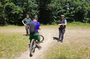 Polizeipräsidium Koblenz: POL-PPKO: Kontrolle von Mountainbikern im Stadtwald Boppard