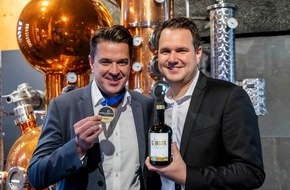 GINSTR - Stuttgart Dry Gin: GINSTR Gin aus Stuttgart gewinnt Gold beim World Spirits Award 2024