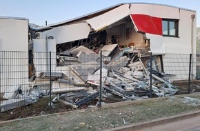 Polizeiinspektion Nienburg / Schaumburg: POL-NI: Nienburg - Explosion in Firmengebäude