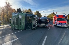 Feuerwehr Sprockhövel: FW-EN: Lkw kippt um - 2 verletzte Personen