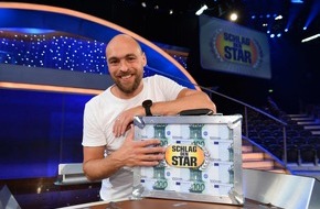 ProSieben: Muskelfaserriss bei Fechtduell!  
Verletzter Max Mutzke besiegt Teddy Teclebrhan in "Schlag den Star"