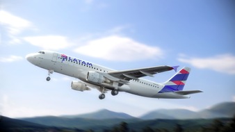 LATAM Airlines: "Five Star Global Airline" - Passagiere zeichnen LATAM Airlines auf der APEX aus