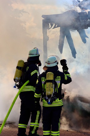 FFW Bergen: Tag der offenen Tür &amp; Spiel ohne Grenzen bei der Feuerwehr Bergen