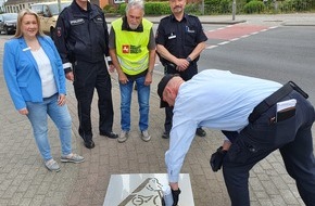 Polizeiinspektion Stade: POL-STD: Aktion gegen Geisterradler -Hansestadt Stade, Verkehrswacht und Polizei starten Präventionskampagne