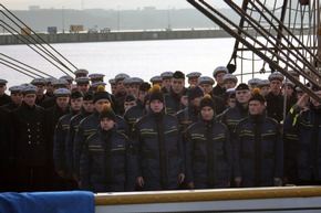 Marine - Bilder der Woche: Einlaufen der &quot;Gorch Fock&quot; in Kiel