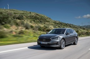 Skoda Auto Deutschland GmbH: Bester Werterhalt in der Mittelklasse: Škoda Superb Combi ist Wertmeister 2024