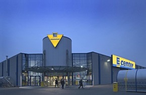 EDEKA ZENTRALE Stiftung & Co. KG: EDEKA-Gruppe steigert Umsatz und Ertrag / 2,4 Prozent Plus in 2003 - Supermärkte behaupten sich