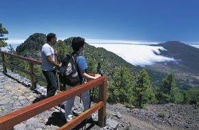 alltours flugreisen gmbh: Mit alltours zum "Gipfeltreffen" auf La Palma / Neuer Trend - individuelle Wanderpakete für Hobbywanderer und Treckingprofis (BILD)