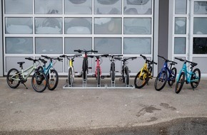 Touring Club Schweiz/Suisse/Svizzero - TCS: Kindervelos im Test: Leicht und ergonomisch &uuml;berzeugt am meisten