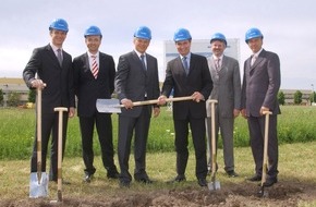 Heidelberger Druckmaschinen AG: Heidelberg macht ersten Spatenstich für neue Montagehalle 11 am Standort Wiesloch