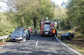 Polizei Aachen: POL-AC: Zwei Verletzte nach Unfall