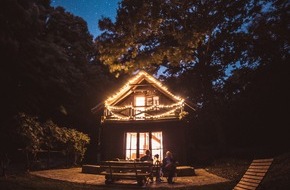 Airbnb Germany GmbH: Reisetrend Astro-Tourismus und H&ouml;hepunkt des Perseiden-Sternschnuppenstroms am 12./13. August: Hier k&ouml;nnen Deutsche den Sternenhimmel entdecken