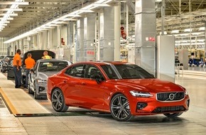 Volvo Cars: Neuer Volvo S60 im ersten US-Werk des schwedischen Automobilherstellers enthüllt