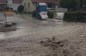 Freiwillige Feuerwehr Lage: FW Lage: Unwetter über Lage: Feuerwehr rückt zu mehreren Einsätzen in Kachtenhausen und Hagen aus