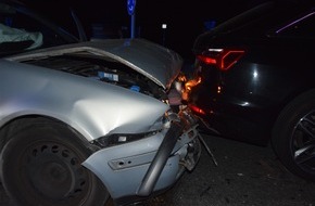 Kreispolizeibehörde Herford: POL-HF: Verkehrsunfall in Folge von Alkoholgenuss - Beifahrer leicht verletzt