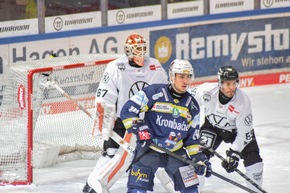 FW-MK: Blaulichtspieltag der Iserlohn Roosters