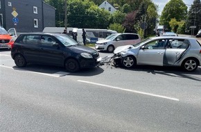 Kreispolizeibeh&ouml;rde Oberbergischer Kreis: POL-GM: Vier Personen bei Verkehrsunfall verletzt