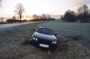 Kreispolizeibehörde Herford: POL-HF: Mit Sommerreifen unterwegs - Verkehrsunfallflucht