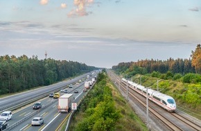 Ericsson GmbH: Deutsche Bahn und Ericsson testen im Rahmen des Konsortiums 5G-ConnectedMobility Network Slicing (FOTO)