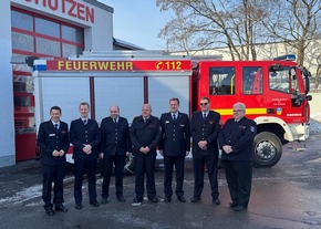 FW-EN: Neujahrsempfang des Kreisfeuerwehrverbandes im winterlichen Breckerfeld - Christoph Sch&ouml;neborn zum Ehrenmitglied ernannt.