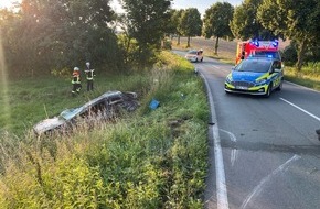 Polizei Lippe: POL-LIP: Schieder-Schwalenberg. Schwerer Verkehrsunfall auf der Weserstraße.