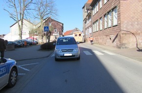 Polizeiinspektion Hameln-Pyrmont/Holzminden: POL-HM: Kollision mit Schulkind auf Fußgängerüberweg verläuft glimpflich