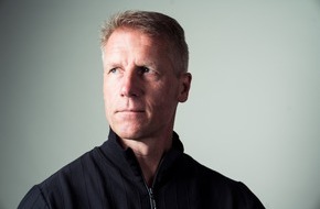 Michael Fuchs: Human-Ready Leadership: Warum KI die Menschlichkeit in Führung neu definiert