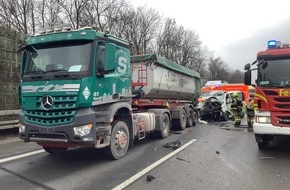 Feuerwehr Gelsenkirchen: FW-GE: Verkehrsunfall auf der A2 - Eine verletzte Person
