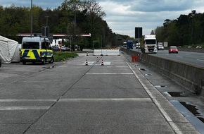 Polizeipräsidium Südhessen: POL-DA: Lorsch: Polizei kontrolliert Schwertransporte/Tonnenschweres Betonteil mangelhaft gesichert - Reifen bis auf Karkasse abgefahren