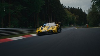 DUNLOP veröffentlicht Motorsport Kurzfilm „Taking the Line“