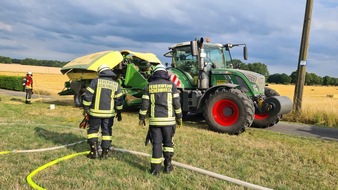 Feuerwehr Schermbeck: FW-Schermbeck: Heuballenpresse geriet nicht in Vollbrand - Landwirt verhinderte Schlimmeres
