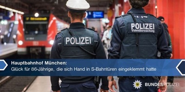 Bundespolizeidirektion München: Bundespolizeidirektion München: Hilfeleistung nach Sturz: Hand in geschlossenen S-Bahntüren