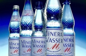 Informationszentrale Deutsches Mineralwasser: Mehrweg-Erfolgsmodell bekommt Verstärkung / Klares Votum für Mehrweg