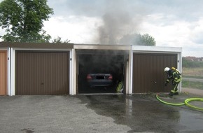 Polizeidirektion Neustadt/Weinstraße: POL-PDNW: Technischer Defekt - Pkw fängt in Garage Feuer