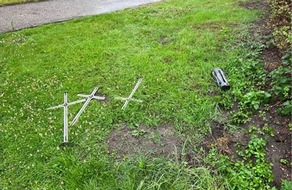 Polizei Gütersloh: POL-GT: Mehrere Gräber auf Neuenkirchener Friedhof beschädigt
