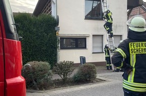 Feuerwehr Schermbeck: FW-Schermbeck: Zerbrochenes Fenster an der Schloßstraße