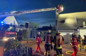 Feuerwehr Essen: FW-E: Kaminbrand in einem Einfamilienhaus - keine Verletzten