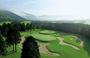 Panta Rhei PR AG: Fast 2500 Parcours: Golfen im weitläufigen Land der aufgehenden Sonne