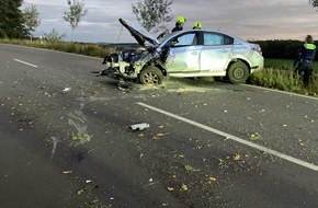 Kreispolizeibehörde Oberbergischer Kreis: POL-GM: Zwei Leichtverletzte nach Alleinunfall