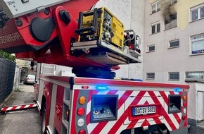 Feuerwehr Bochum: FW-BO: Wohnungsbrand in Bochum-Wattenscheid: Zwei Personen mit Rauchgasvergiftung