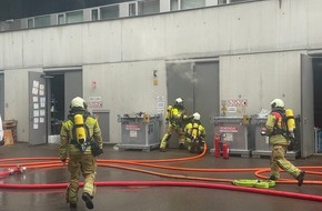 Feuerwehr Dresden: FW Dresden: Brand in einem Lagerraum für Gefahrstoffe