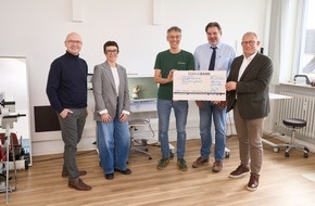 Edeka S&uuml;dwest: Presse-Information: &bdquo;Bohnesupp&ldquo;-Aktion erzielt 13.000 Euro f&uuml;r Therapiezentrum Neuroaktiv