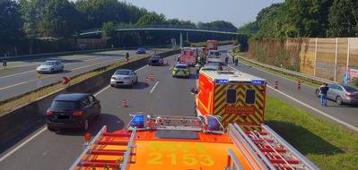 Feuerwehr Mülheim an der Ruhr: FW-MH: Verkehrsunfall auf der BAB 40 - eine verletzte Person