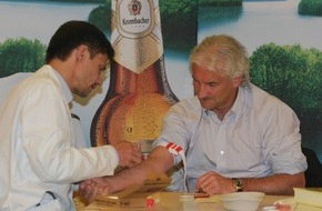 Krombacher Brauerei GmbH & Co.: Krombacher Spenden-Offensive mit erfolgreichem Zwischenstand / Bereits 2,2 Mio. Euro für die gute Sache