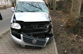 Polizeipräsidium Rheinpfalz: POL-PPRP: Verkehrsunfall infolge Übermüdung